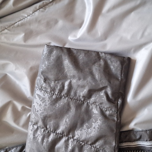 Jacket - Picture 6 of 8